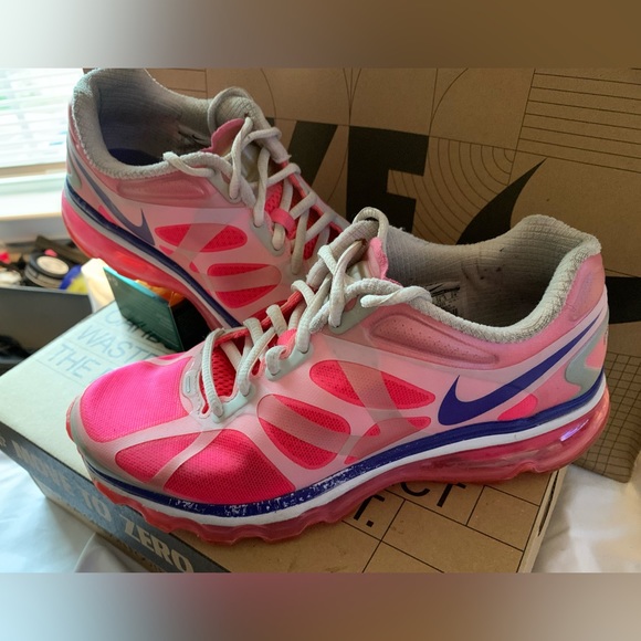 Nike Air Max - Picture 2 of 4